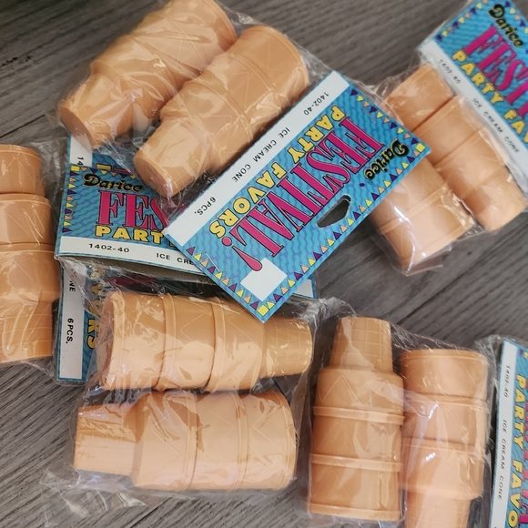 5x Party Favors Ice Cream Cone Set - Tan - Picture 2 of 5